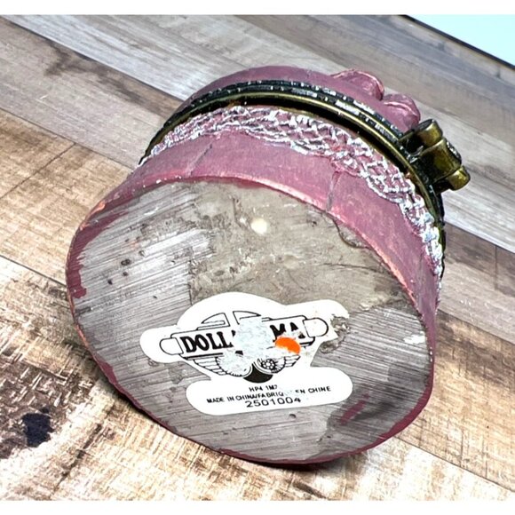 Decorative Boot-Themed Trinket Box With Hinged Lid & Lace Detailing - Picture 4 of 5